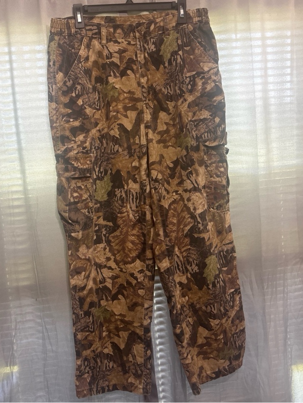 Mossy Oak Men's Brown Camouflage Cargo Joggers